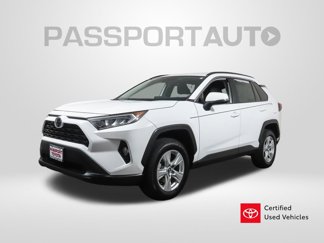 Certified 2020 Toyota RAV4 XLE image 1
