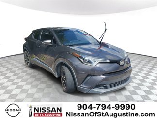 Used 2018 Toyota C-HR XLE image 1