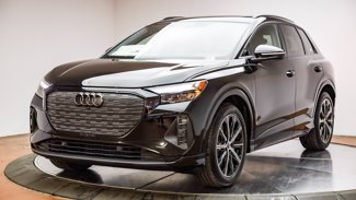 New 2025 Audi Q4 e-tron Premium Plus image 1