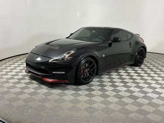 Used 2016 Nissan 370Z NISMO image 1