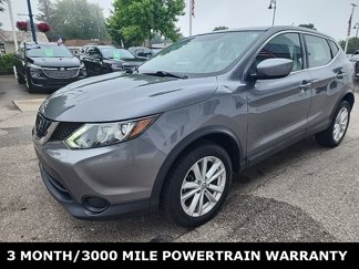 Used 2019 Nissan Rogue Sport S image 1