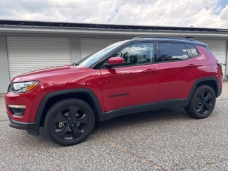 Used 2021 Jeep Compass Latitude image 1