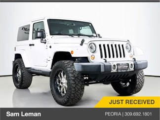 Used 2017 Jeep Wrangler Sahara w/ Connectivity Group image 1