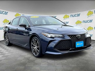 Used 2019 Toyota Avalon XSE image 1