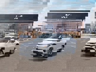 New 2025 Kia K4 LX image 1