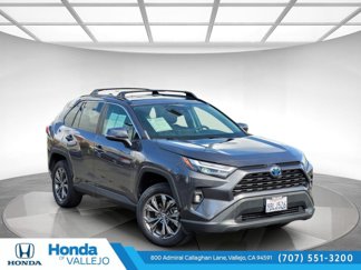 Used 2022 Toyota RAV4 XLE Premium image 1