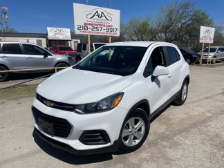 Used 2020 Chevrolet Trax LS w/ Tint and Cruise Package image 1