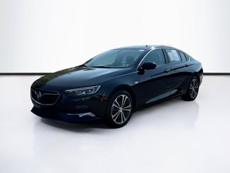 Used 2019 Buick Regal Essence w/ Driver Confidence Package I video 3