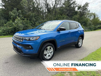 Used 2022 Jeep Compass Latitude image 1