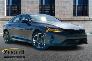 Used 2022 Kia K5 EX w/ EX Premium Package image 1