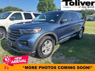 Used 2020 Ford Explorer XLT image 1
