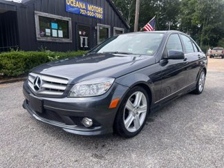 Used 2010 Mercedes-Benz C 300 4MATIC Sedan image 1