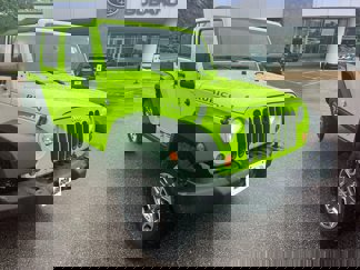 Used 2013 Jeep Wrangler Unlimited Rubicon w/ Dual Top Group image 1