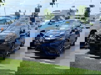 Used 2023 Toyota Camry SE image 1
