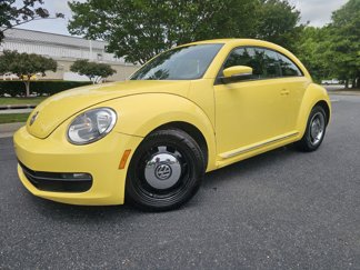 Used 2012 Volkswagen Beetle 2.5 image 1