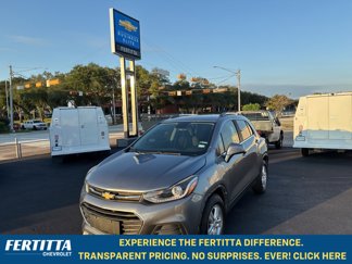 Used 2020 Chevrolet Trax LT image 1
