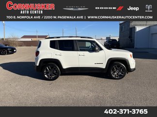Used 2021 Jeep Renegade Latitude w/ Luxury Group II image 1
