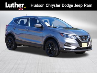 Used 2022 Nissan Rogue Sport S image 1