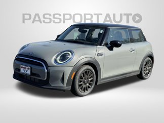 Used 2023 MINI Cooper 2-Door Hardtop image 1