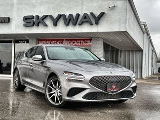 Used 2023 Genesis G70 2.0T image 1