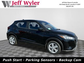 Used 2025 Nissan Kicks Play S image 1