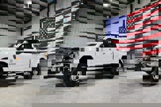 Used 2019 Ford F350 XLT w/ XLT Premium Package image 1