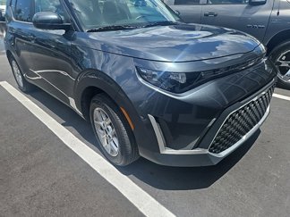 Used 2023 Kia Soul LX w/ LX Technology Package image 1
