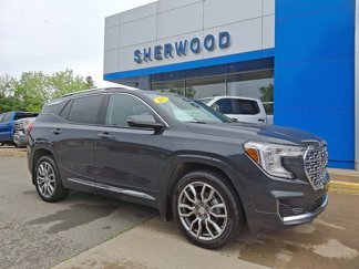 Used 2022 GMC Terrain Denali w/ Denali Premium Package image 1