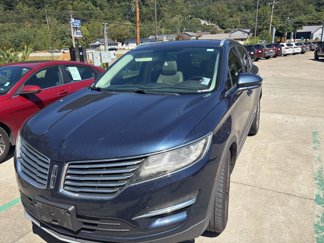 Used 2017 Lincoln MKC Reserve image 1