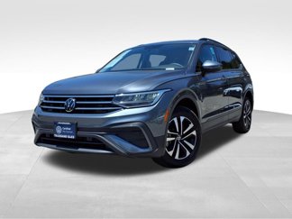 Certified 2022 Volkswagen Tiguan S image 1