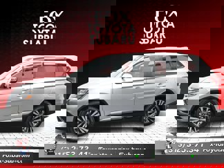 Used 2020 Mitsubishi Outlander SE image 1