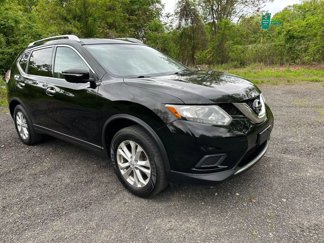 Used 2015 Nissan Rogue SV image 1