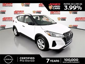 Used 2024 Nissan Kicks S image 1