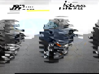 Used 2023 Chevrolet Malibu LT image 1