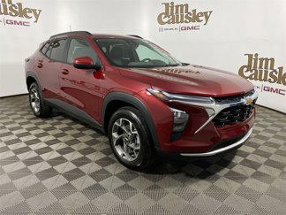 Used 2024 Chevrolet Trax LT w/ Driver Confidence Package image 1
