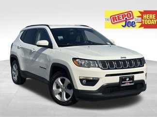 Used 2019 Jeep Compass Latitude w/ Cold Weather Group image 1