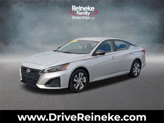Used 2024 Nissan Altima 2.5 S image 1