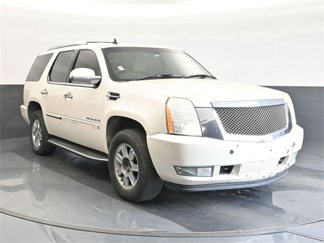 Used 2007 Cadillac Escalade AWD w/ Information Package image 1