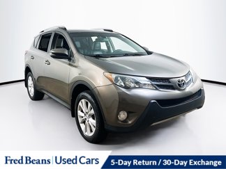 Used 2015 Toyota RAV4 Limited video 1