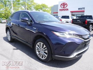 Used 2021 Toyota Venza XLE image 1