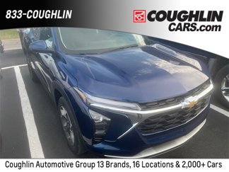 Used 2024 Chevrolet Trax LT w/ Driver Confidence Package image 1
