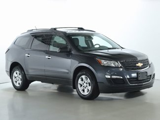 Used 2013 Chevrolet Traverse LS image 1