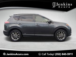 Used 2017 Toyota RAV4 Limited image 1