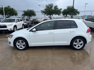 Used 2017 Volkswagen Golf S image 1
