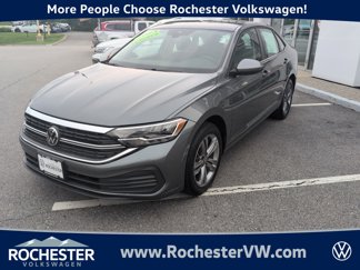 Used 2023 Volkswagen Jetta SE image 1
