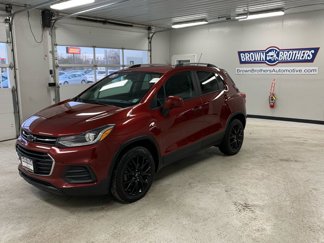 Used 2021 Chevrolet Trax LT w/ Premium Seat Package image 1