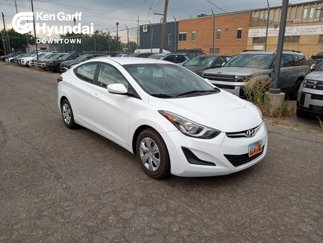 Used 2016 Hyundai Elantra SE image 1