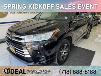 Used 2017 Toyota Highlander LE image 1
