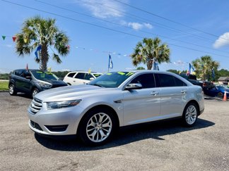 Used 2017 Ford Taurus Limited image 1