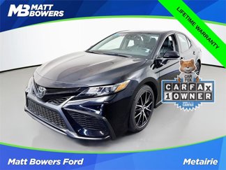 Used 2023 Toyota Camry SE image 1